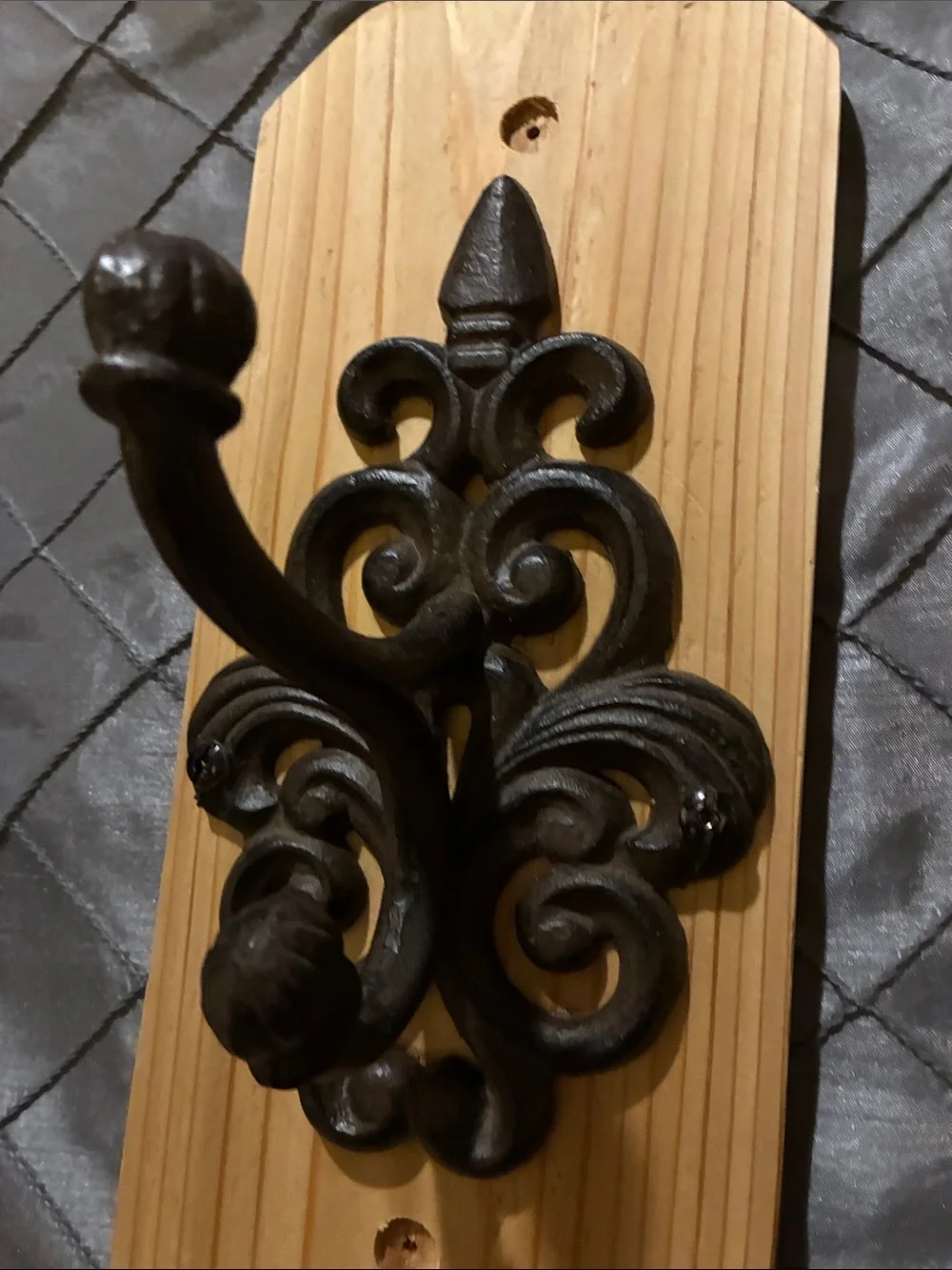 Fleur-de-Lis Wall Hook on Natural Wood - Black